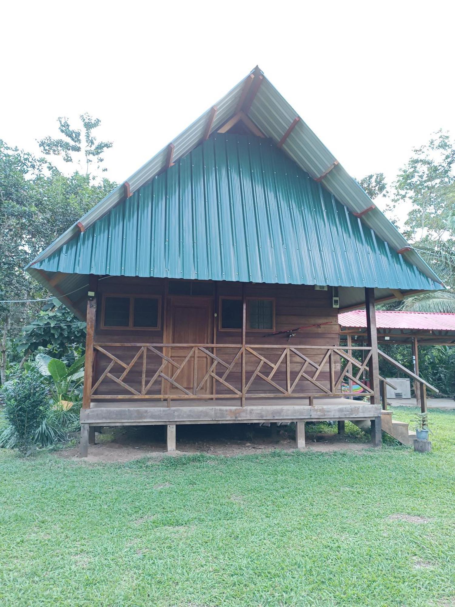 Quirquincho House Lodge Puerto Maldonado Buitenkant foto